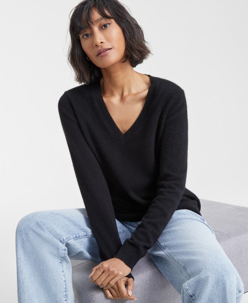 Charter Club Luxury Sweater Women XS Black 100% Cashmere V-Neck Classic Cozy NWT